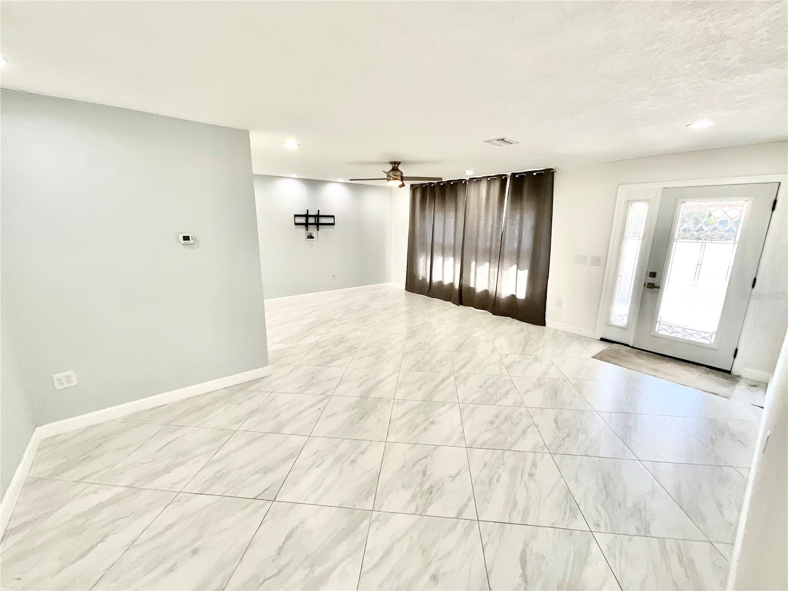 SUTHERLAND TOWN OF - Residential Lease