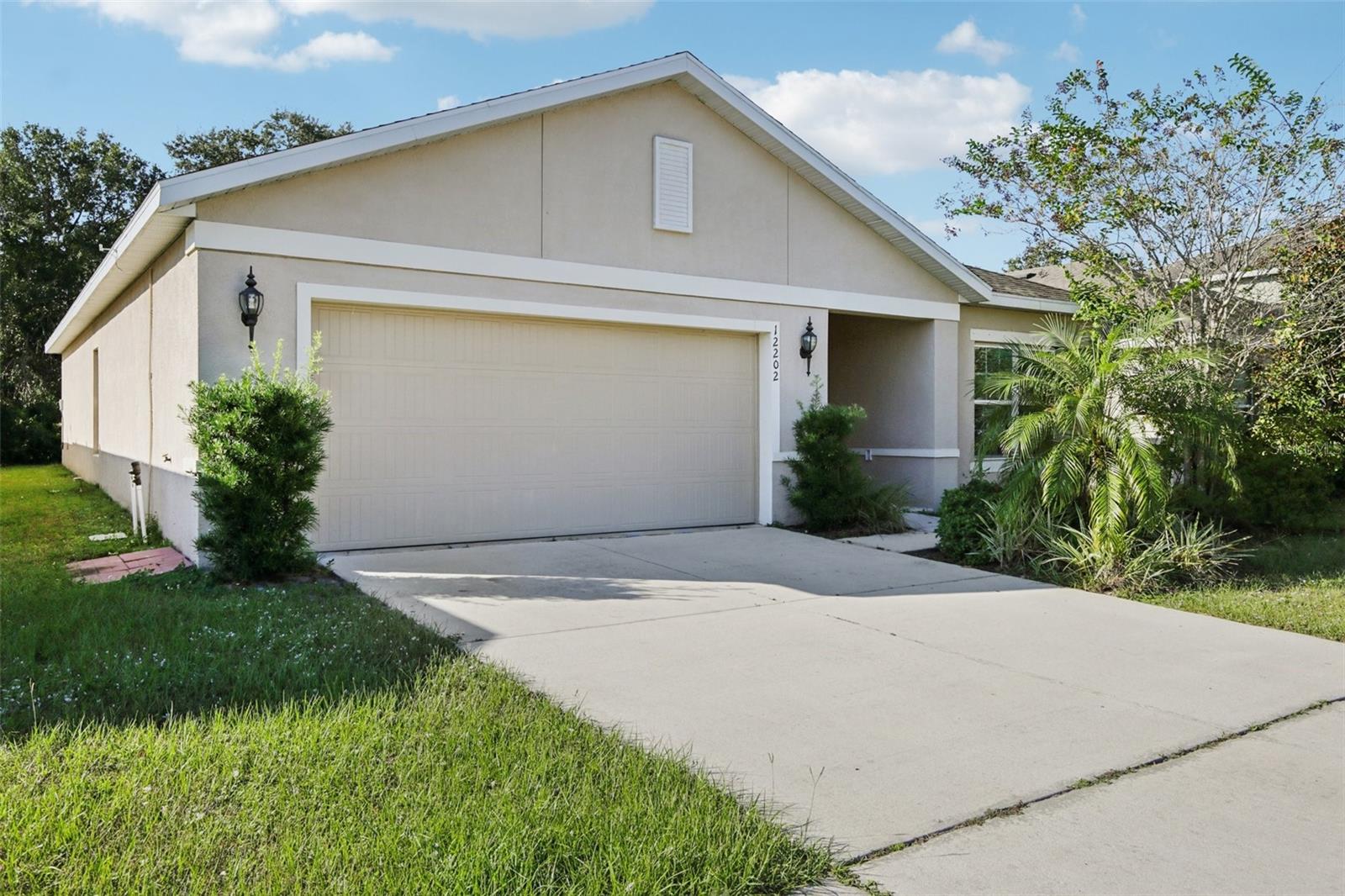 CARRIAGE PTE SOUTH PH 2C 2 - Residential Lease