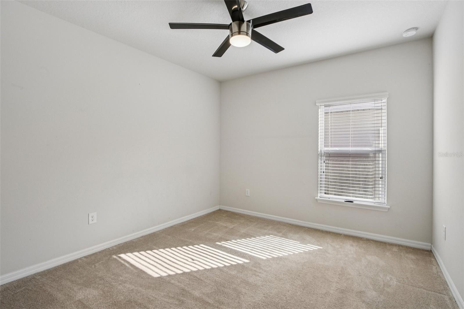 CARRIAGE PTE SOUTH PH 2C 2 - Residential Lease