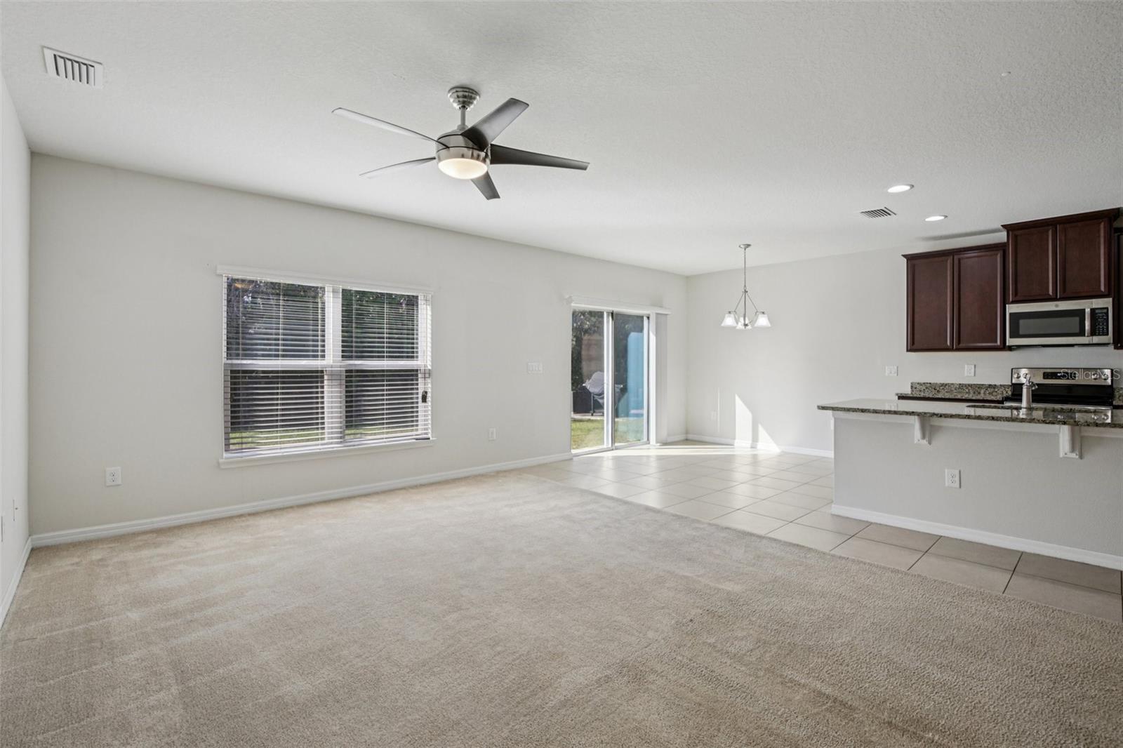 CARRIAGE PTE SOUTH PH 2C 2 - Residential Lease