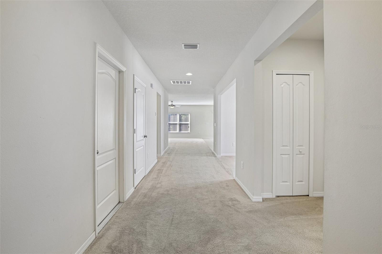 CARRIAGE PTE SOUTH PH 2C 2 - Residential Lease