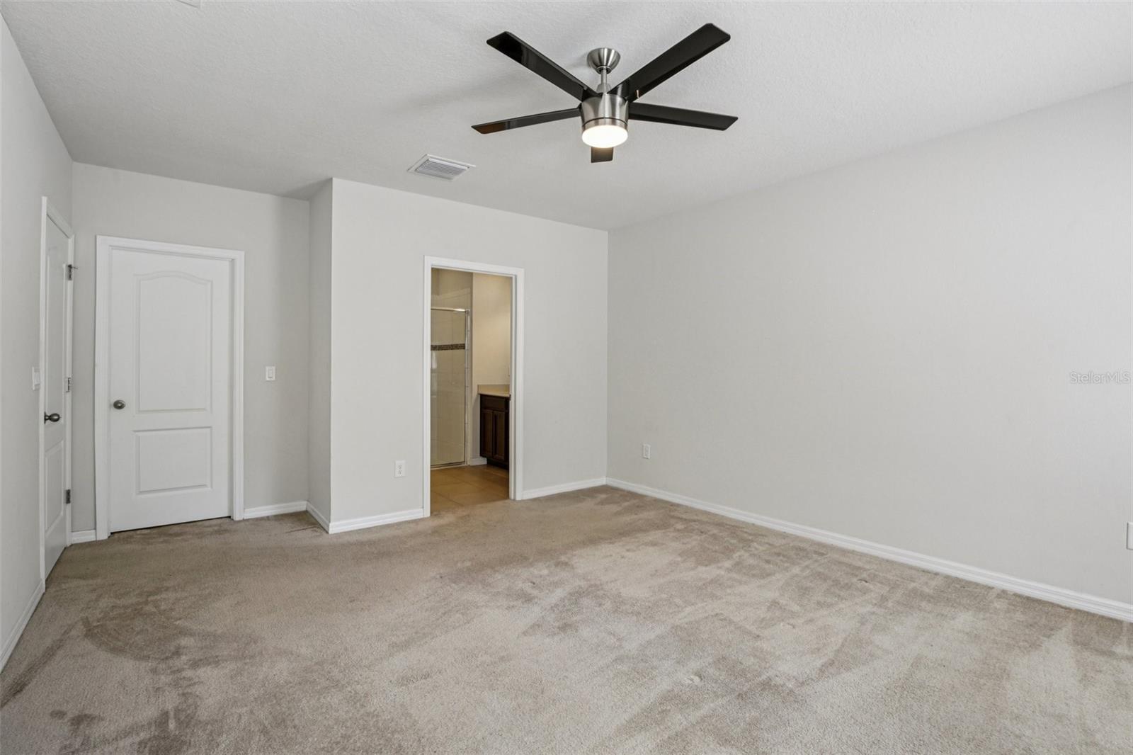 CARRIAGE PTE SOUTH PH 2C 2 - Residential Lease