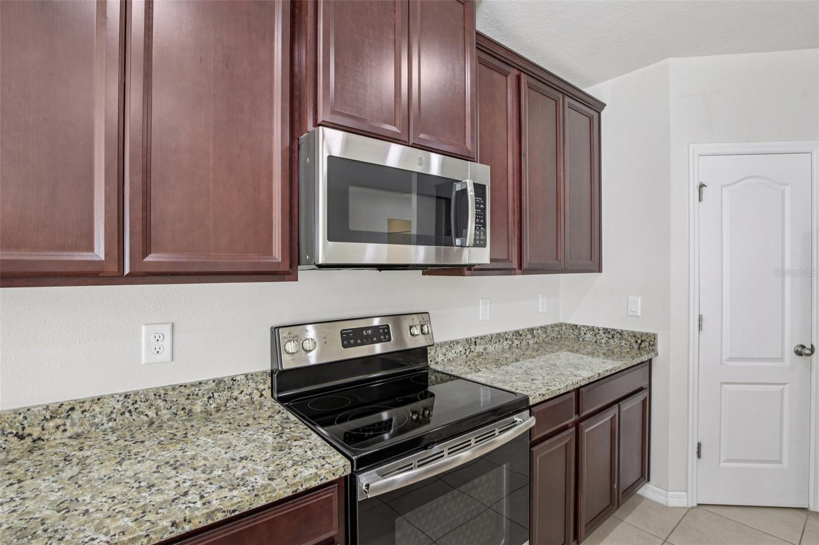 CARRIAGE PTE SOUTH PH 2C 2 - Residential Lease