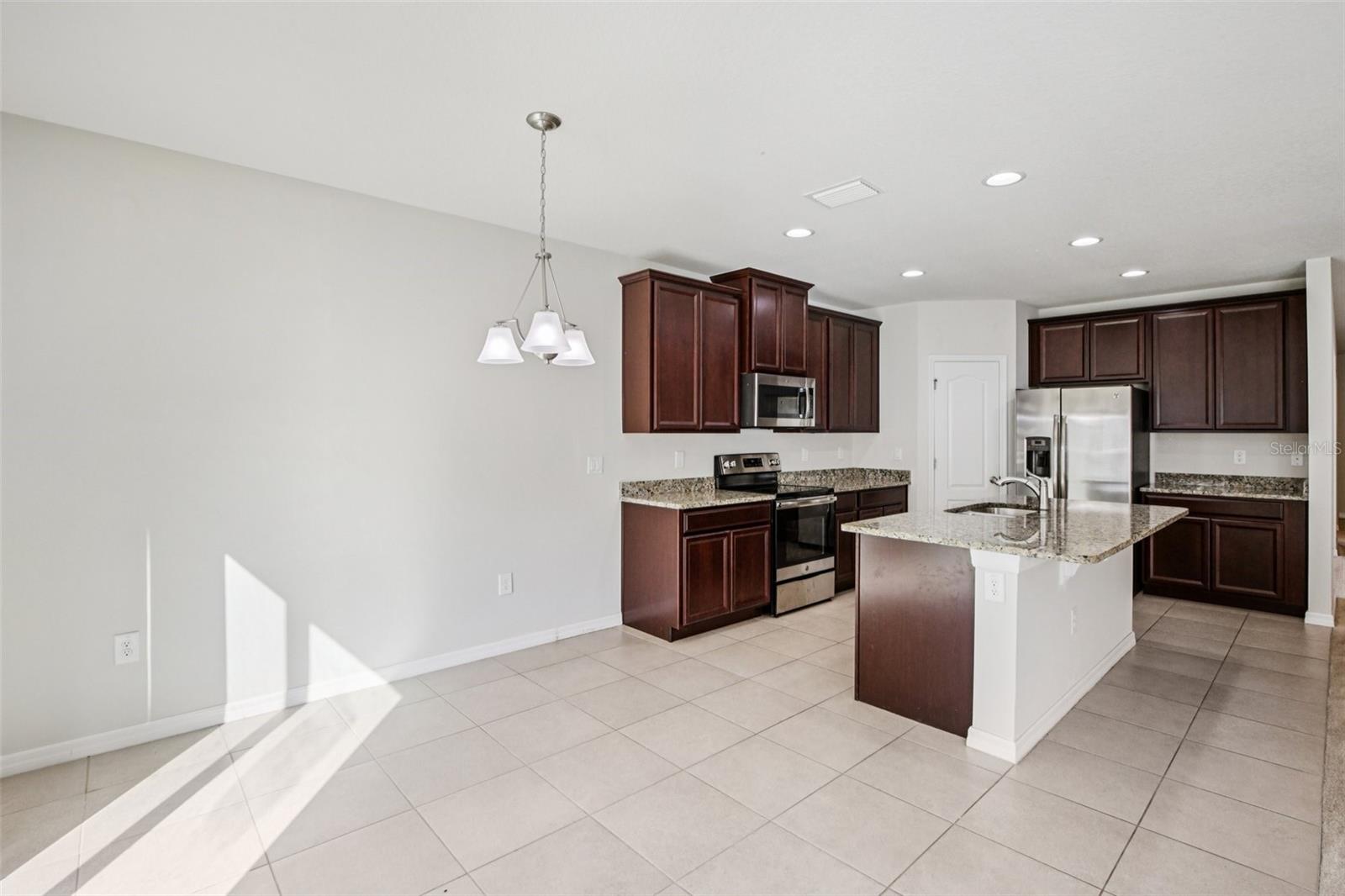 CARRIAGE PTE SOUTH PH 2C 2 - Residential Lease