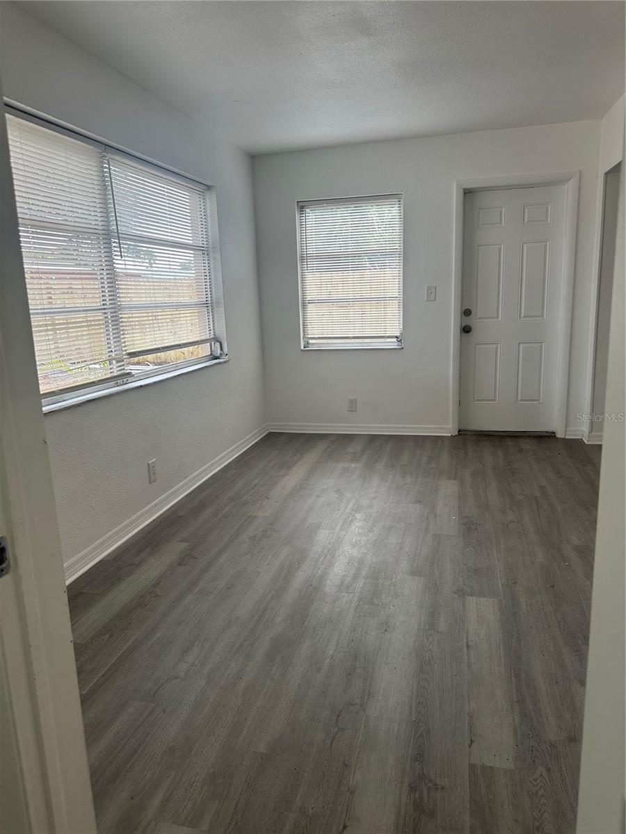 SUNSET RIDGE - Residential Lease