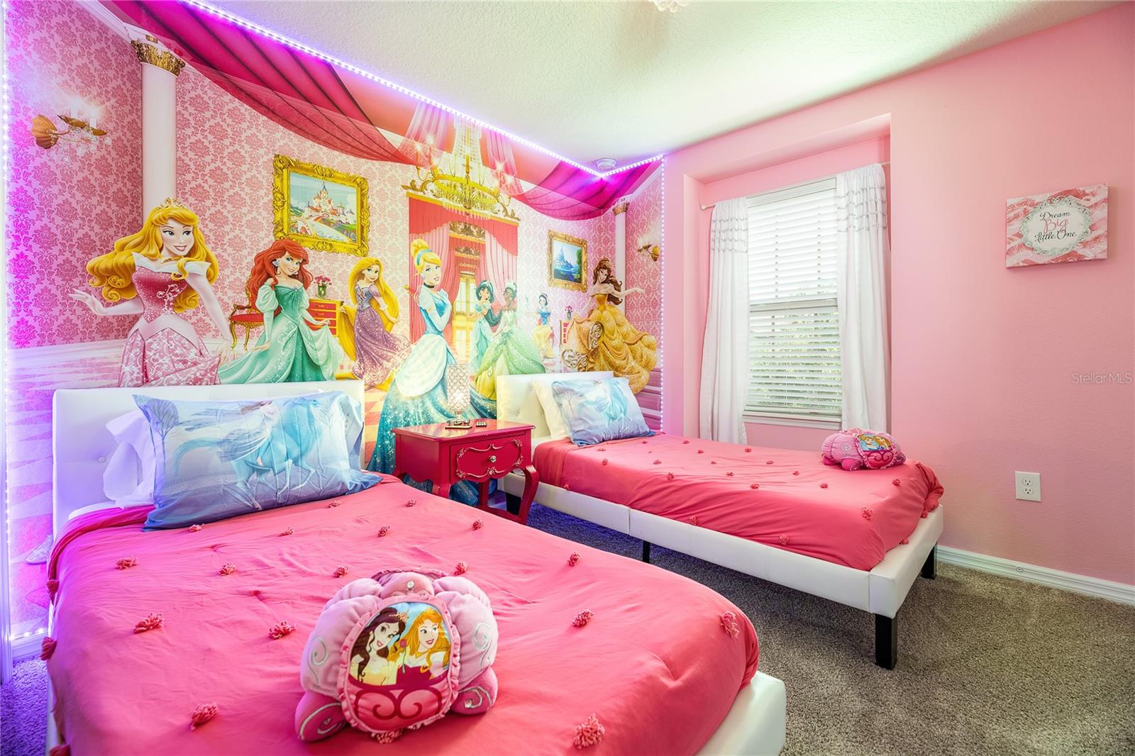 WINDSOR AT WESTSIDE PH 1 - Residential