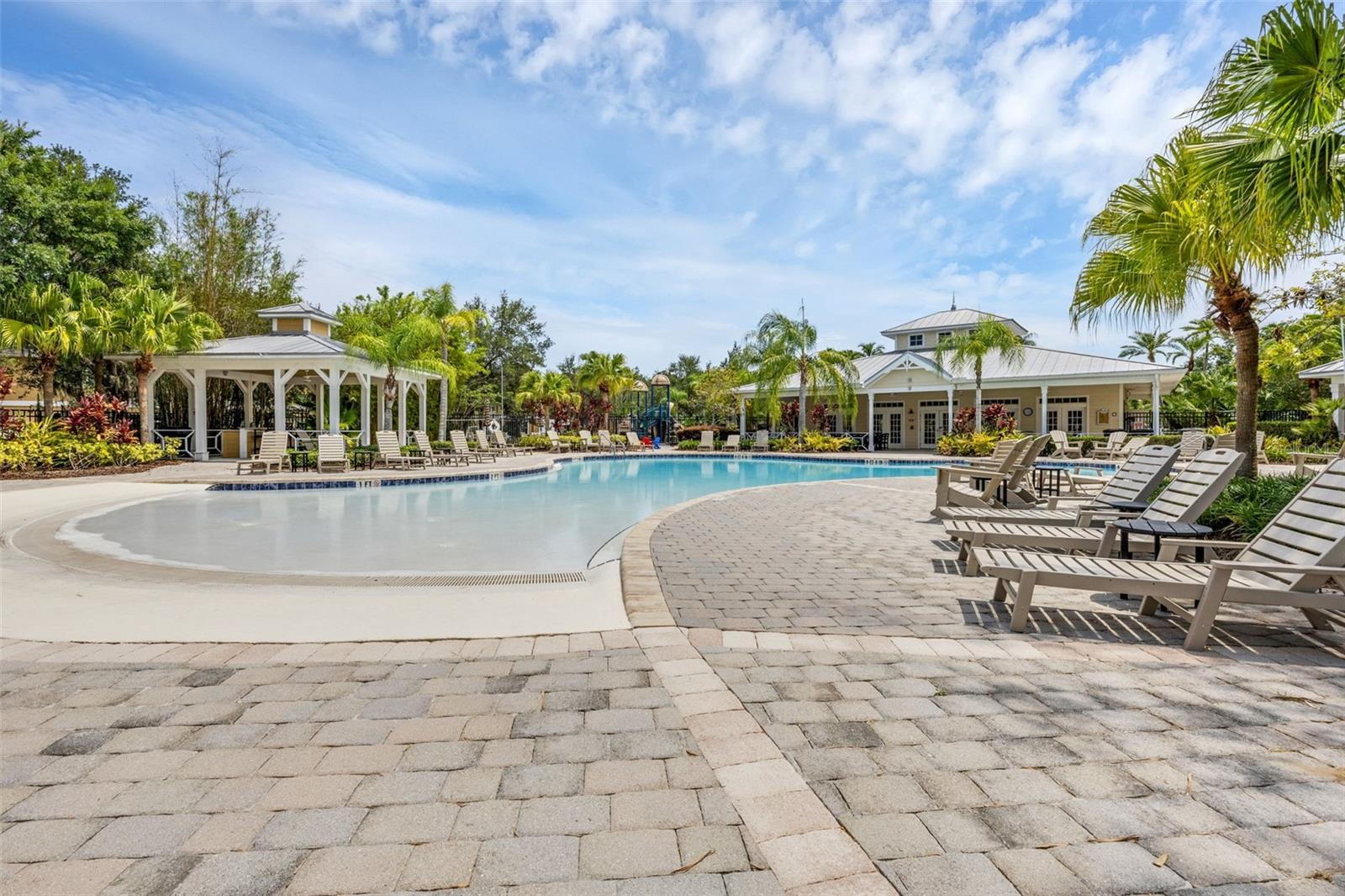 OASIS COVE II/LAKESIDE VILLAGE PH - Residential