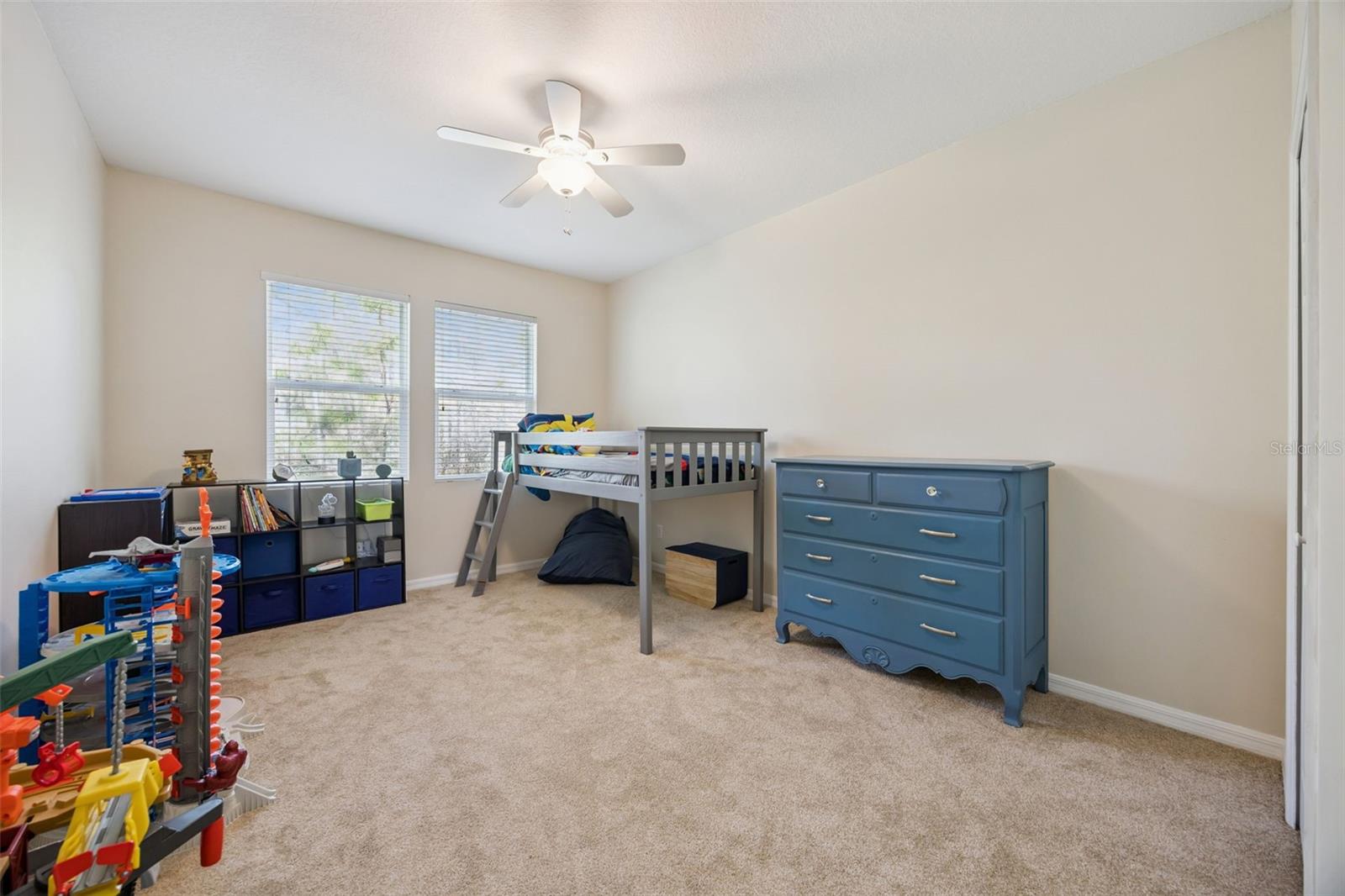 OASIS COVE II/LAKESIDE VILLAGE PH - Residential