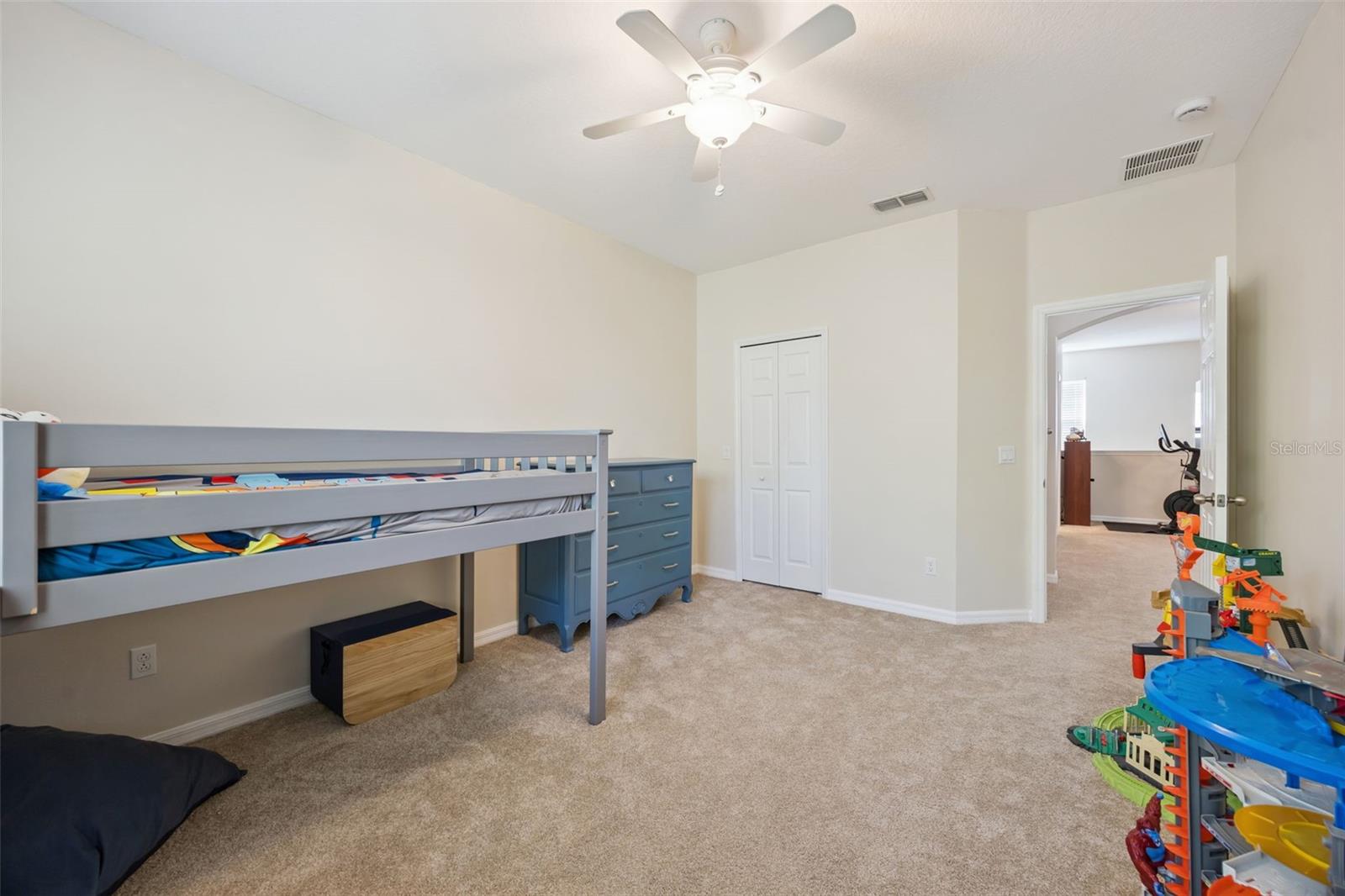 OASIS COVE II/LAKESIDE VILLAGE PH - Residential