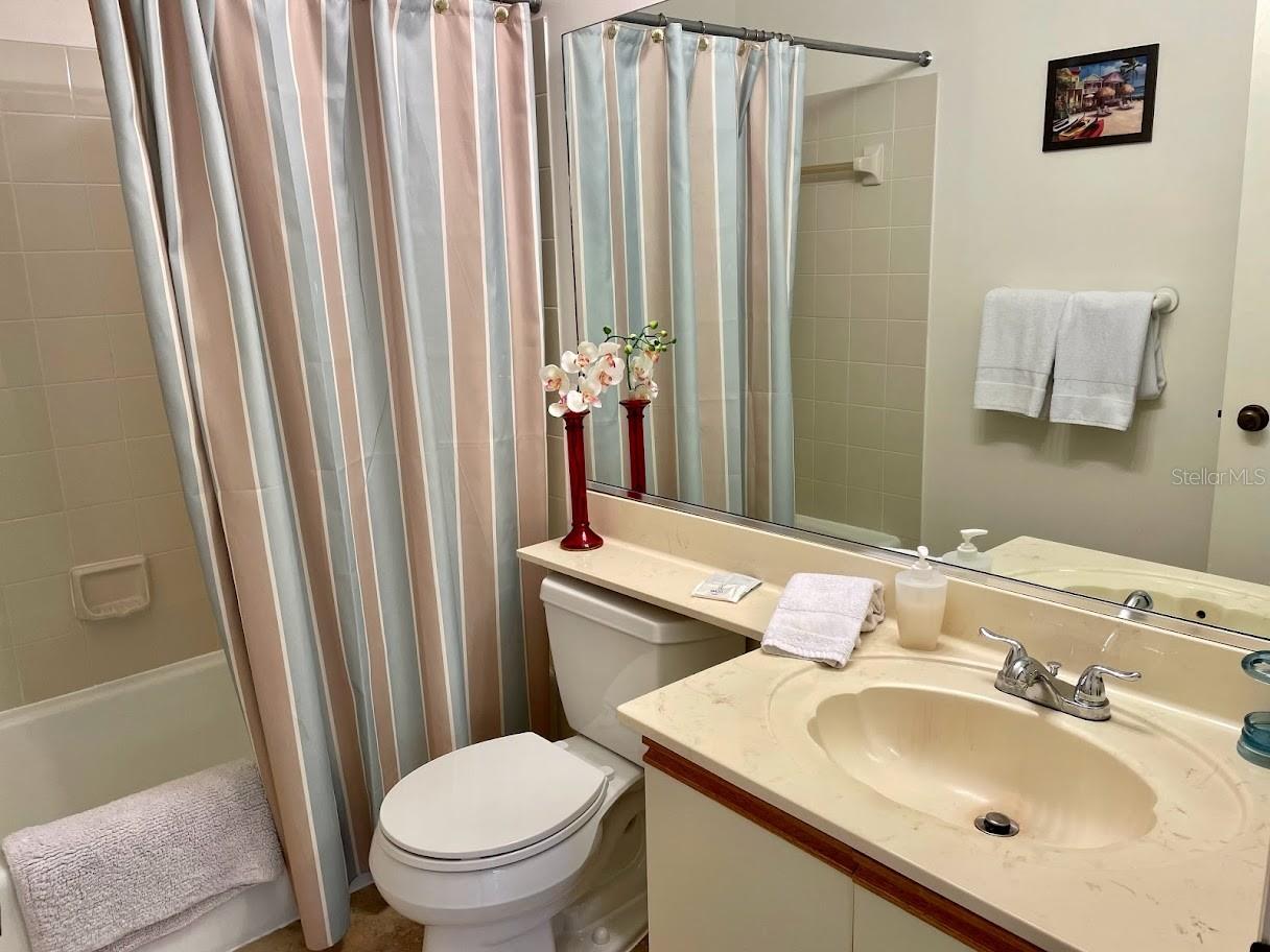 SHOREWALK - Residential