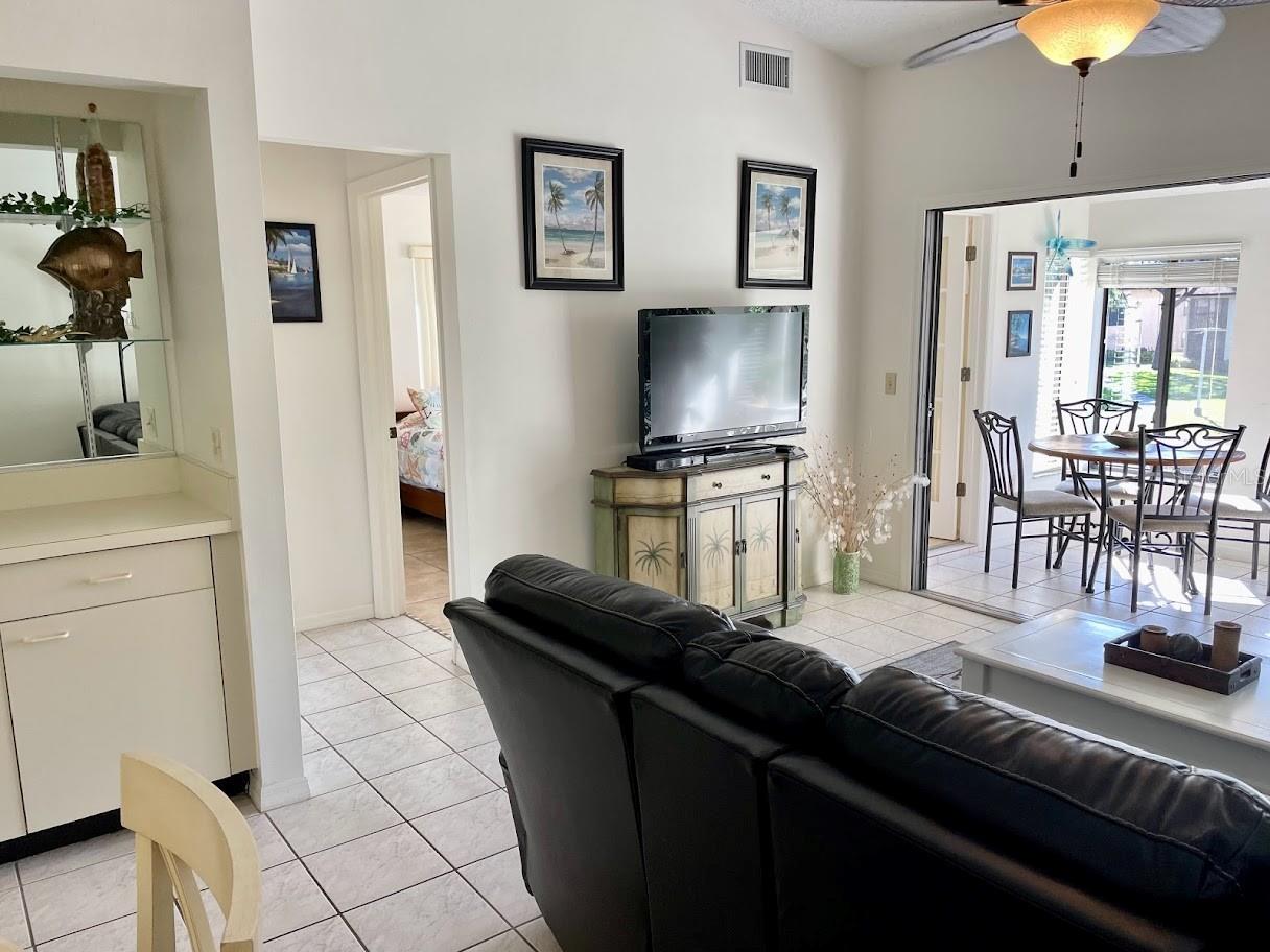 SHOREWALK - Residential