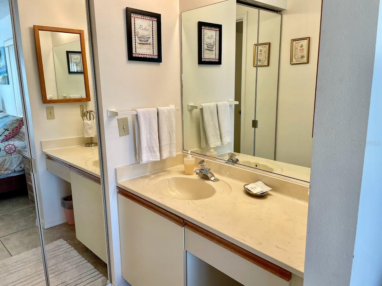 SHOREWALK - Residential