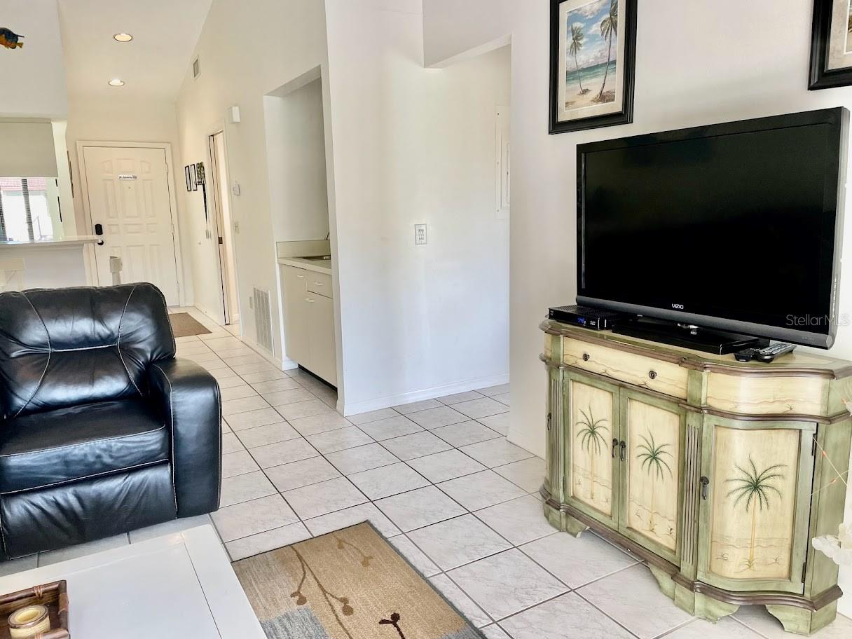 SHOREWALK - Residential