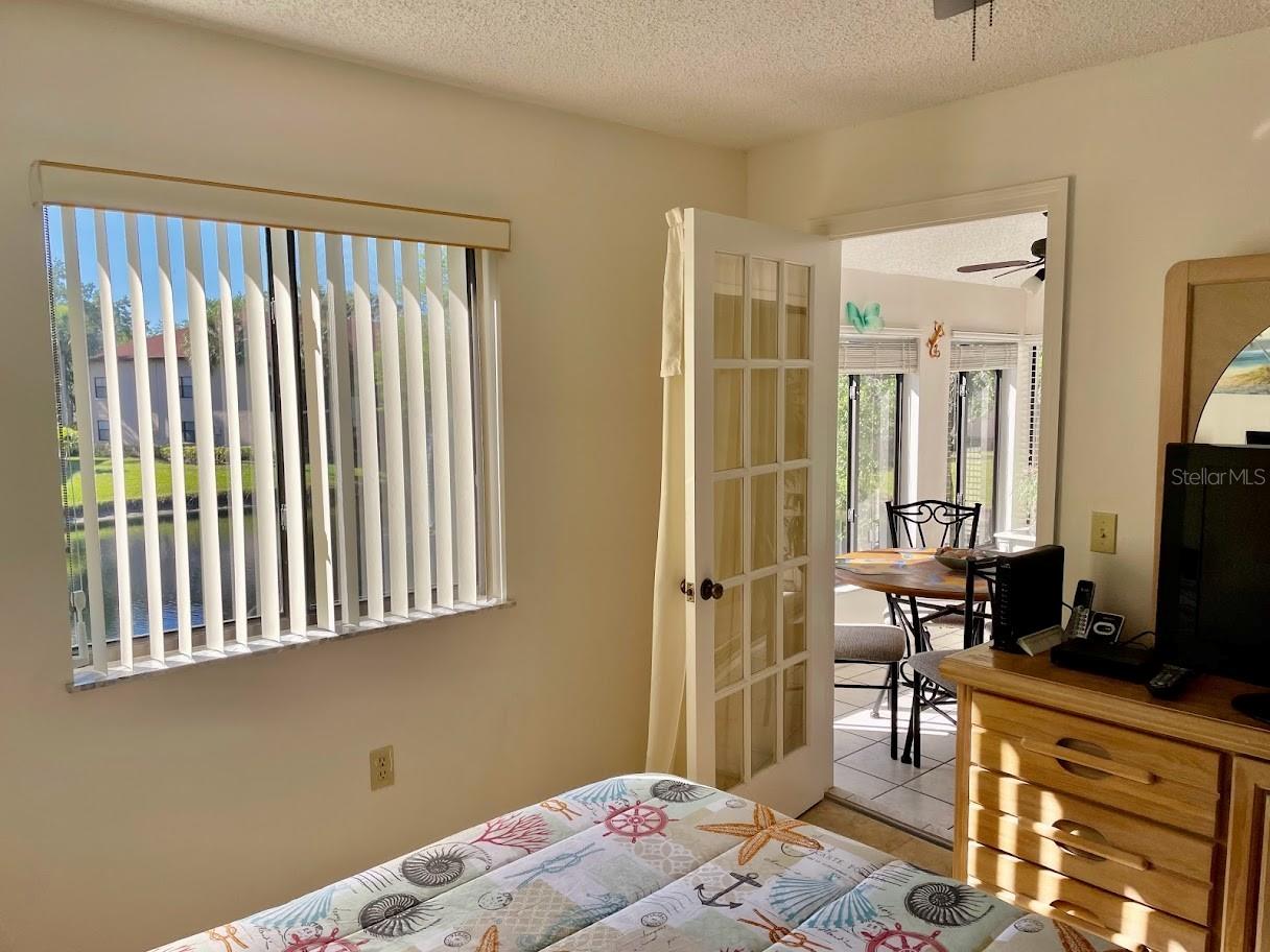 SHOREWALK - Residential