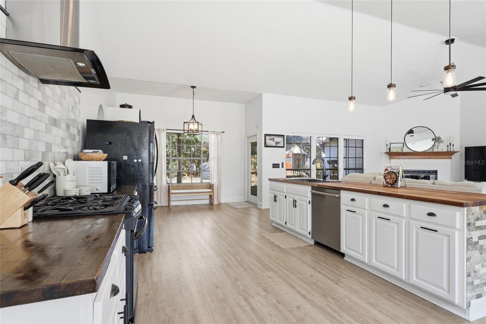 THE RETREAT FLETCHERS MILL - Residential