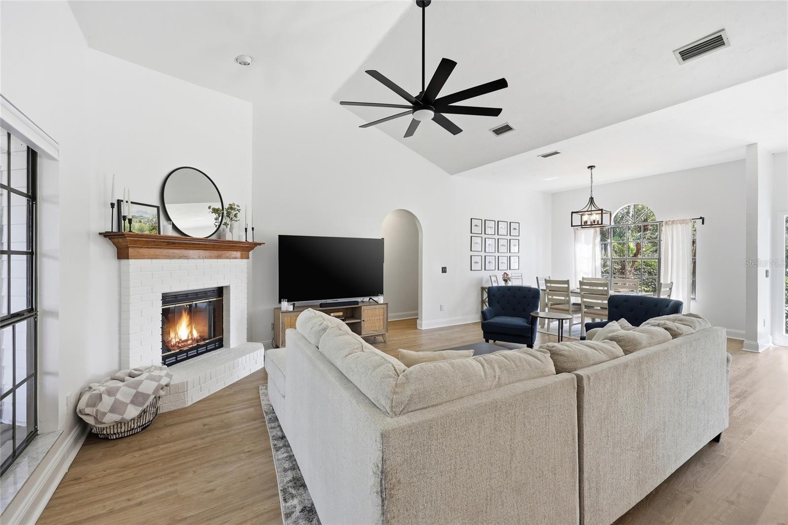 THE RETREAT FLETCHERS MILL - Residential