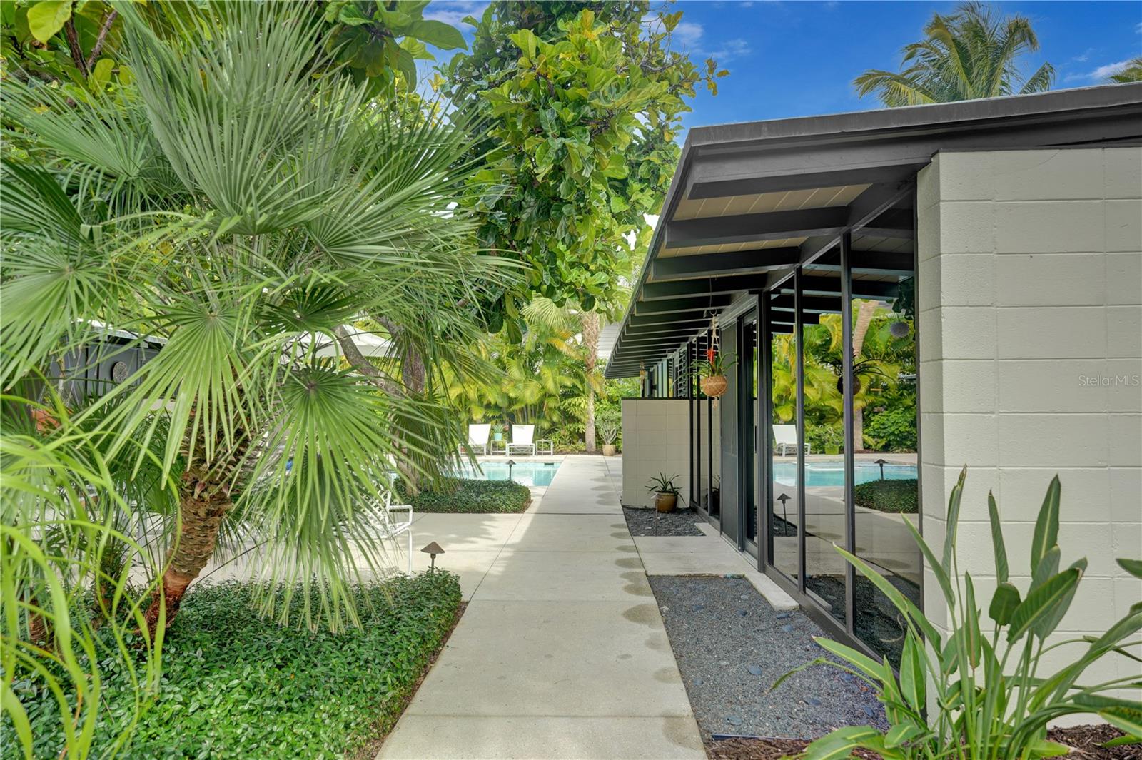 SIESTA REV - Residential