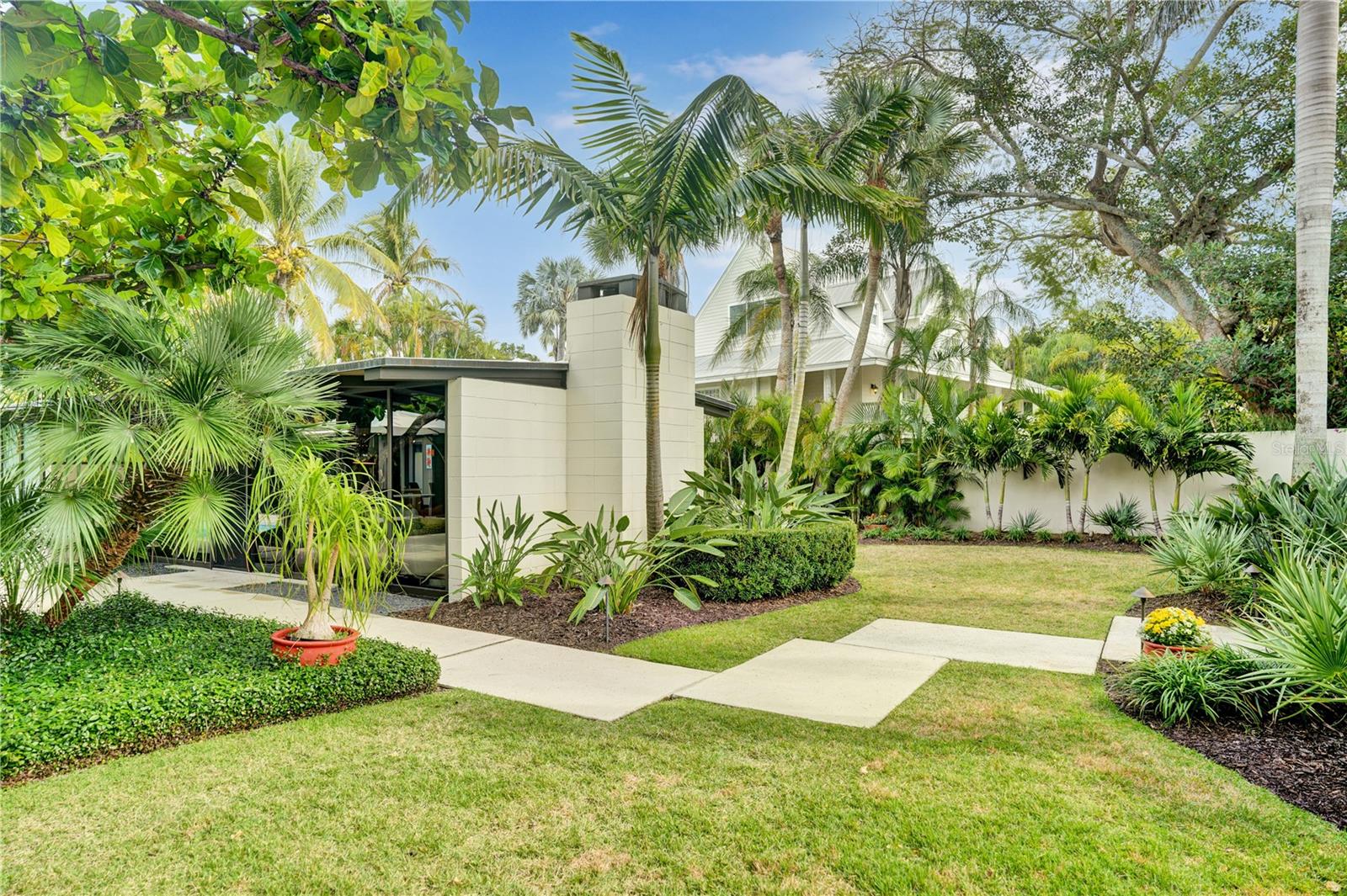 SIESTA REV - Residential