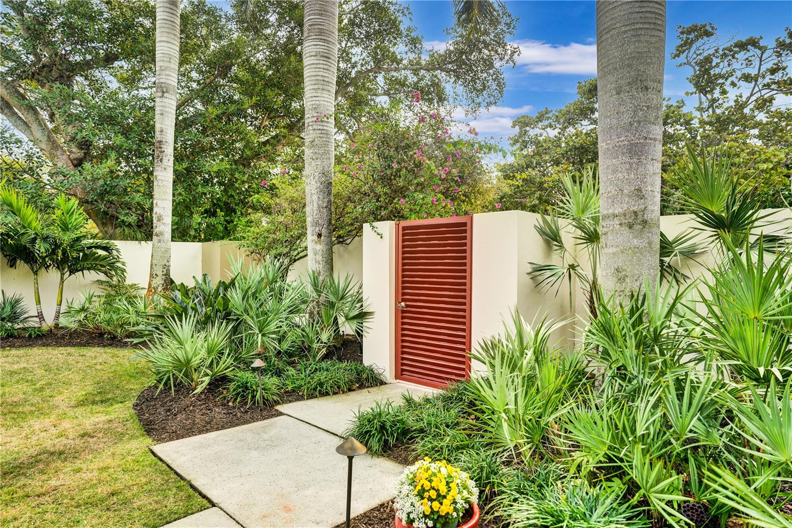 SIESTA REV - Residential