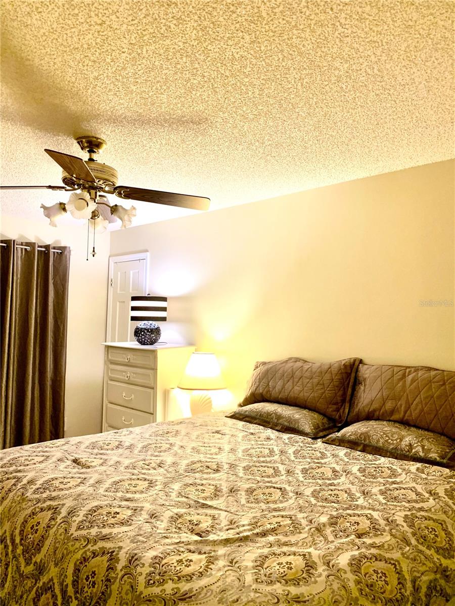 DELTONA LAKES UNIT 03 - Residential