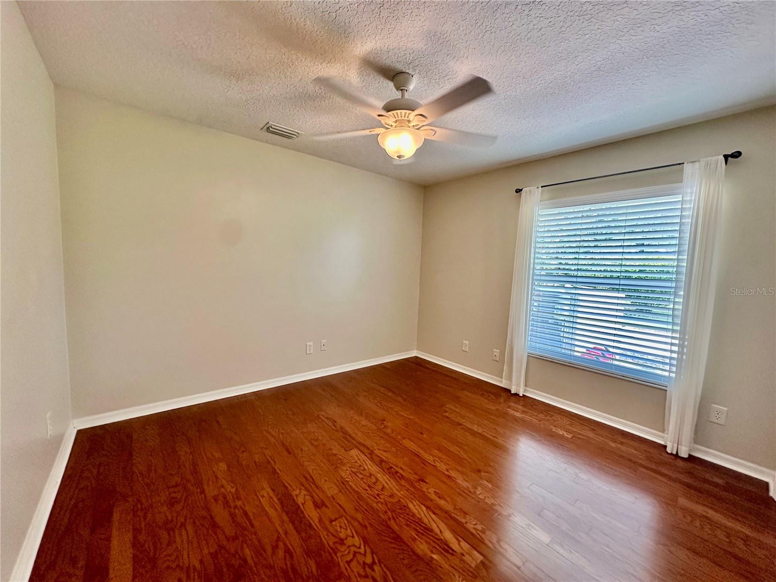 HARBOR HILLS UNIT 01 - Residential