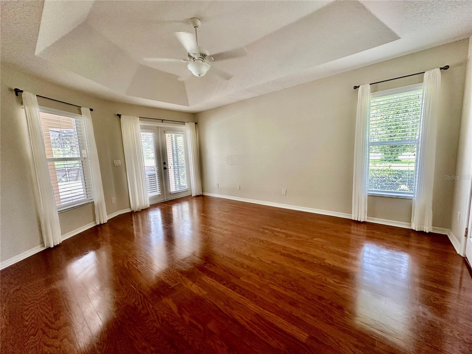 HARBOR HILLS UNIT 01 - Residential