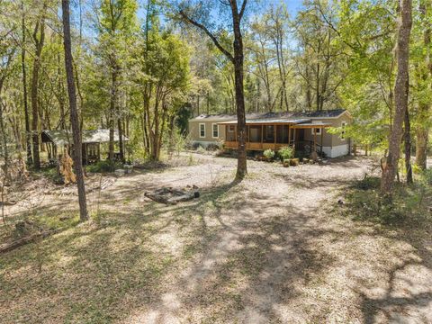 Photo of 14977 SE County Road 2082, Hawthorne, FL 32640 (MLS # GC538549)