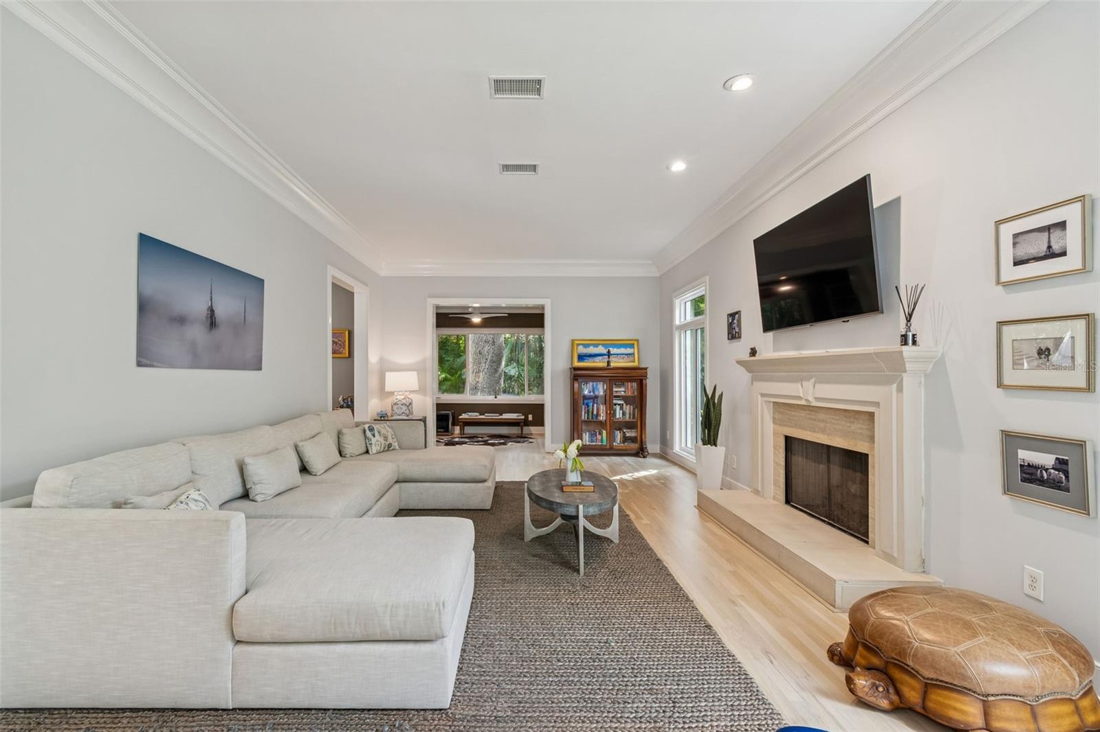 JULES VERNE PARK - Residential