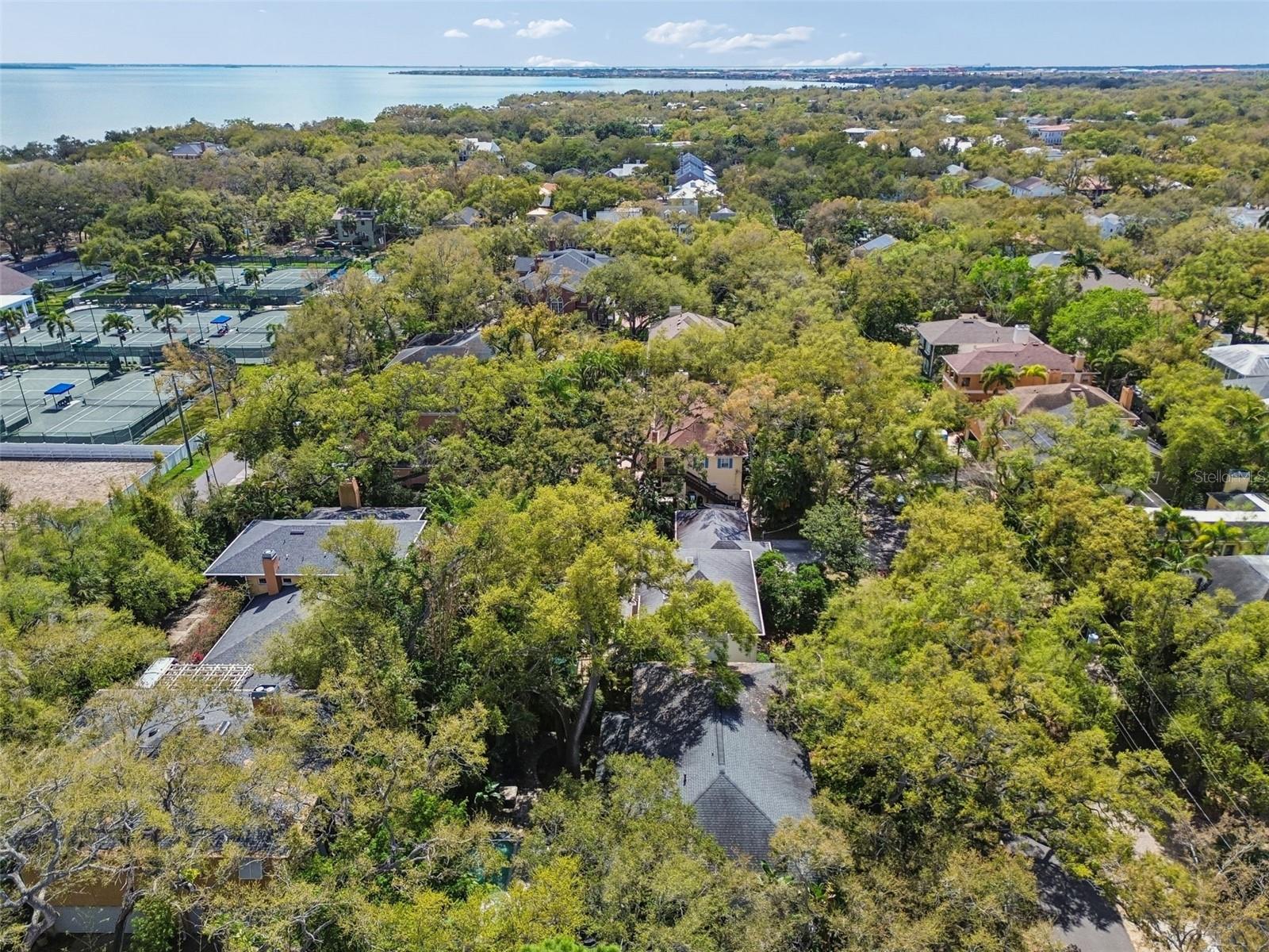 JULES VERNE PARK - Residential