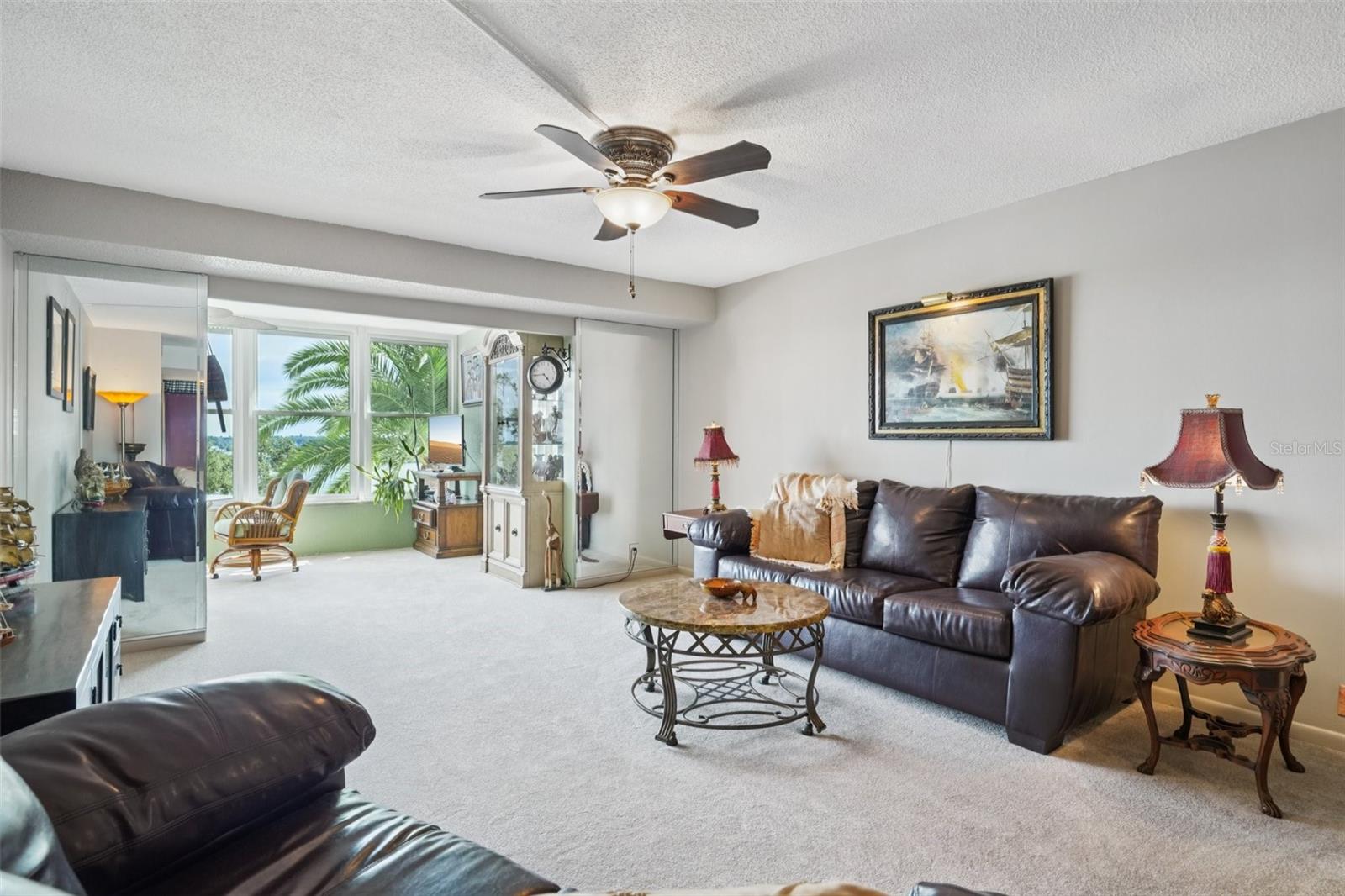 SHORE CREST BLDG - Residential