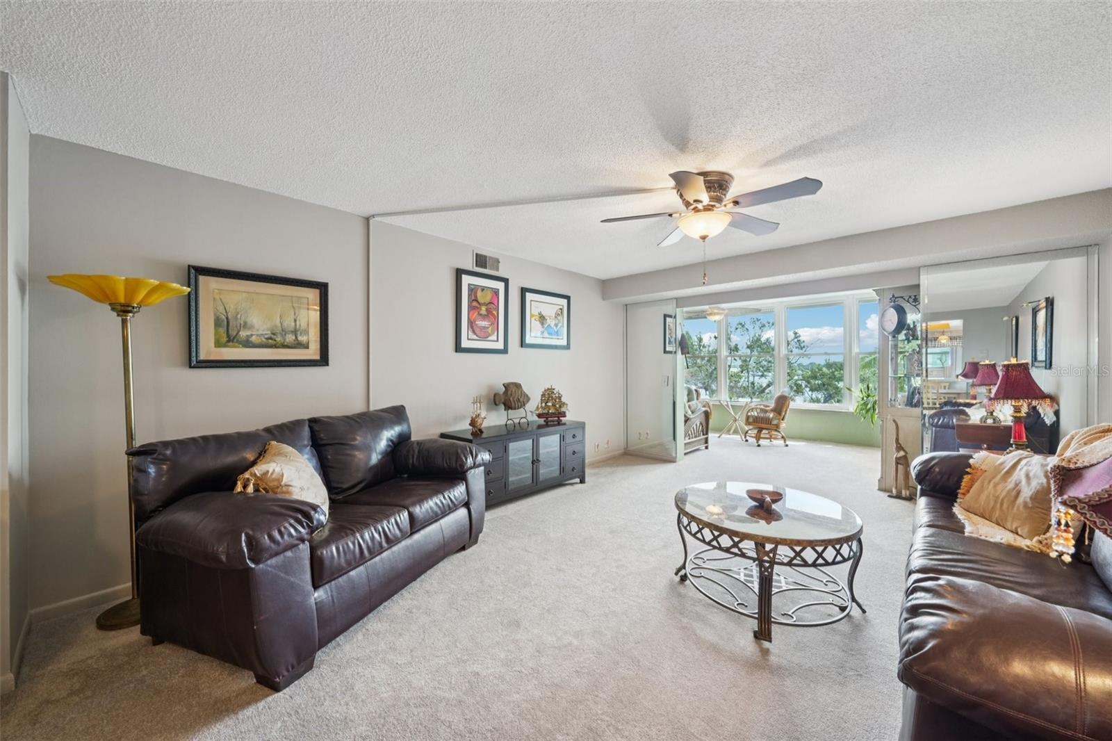 SHORE CREST BLDG - Residential