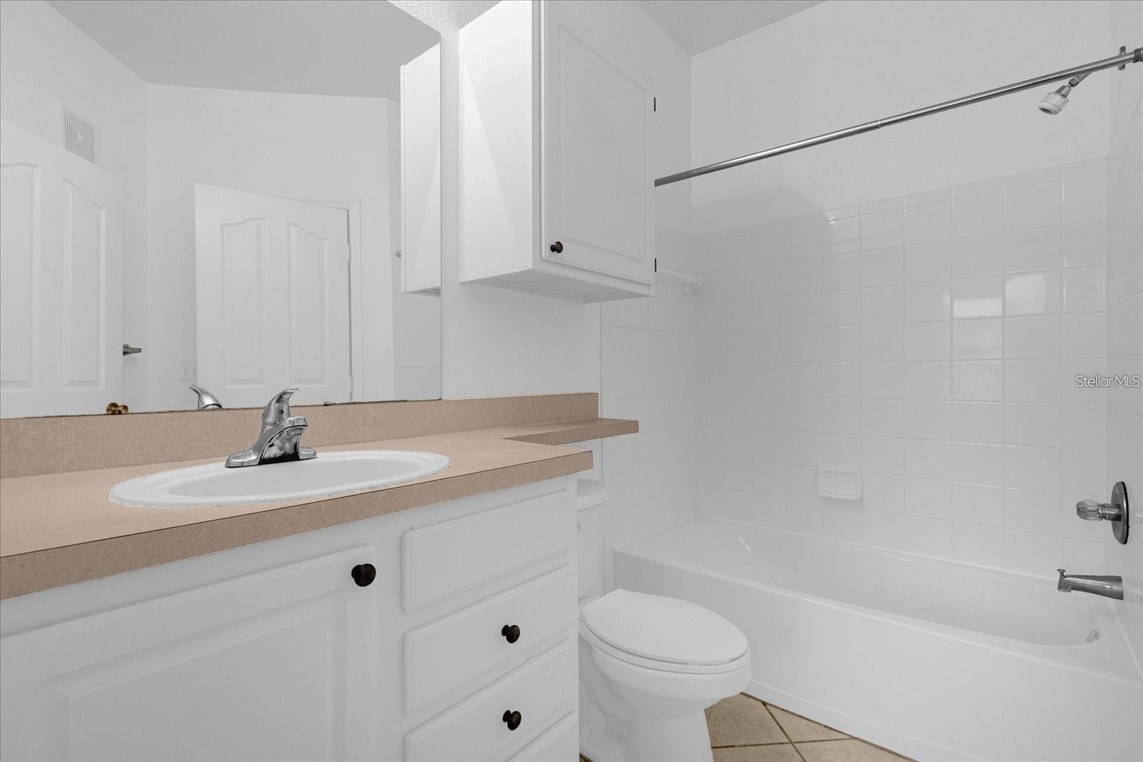 TERRA MIA COMMUNITY - Residential Lease