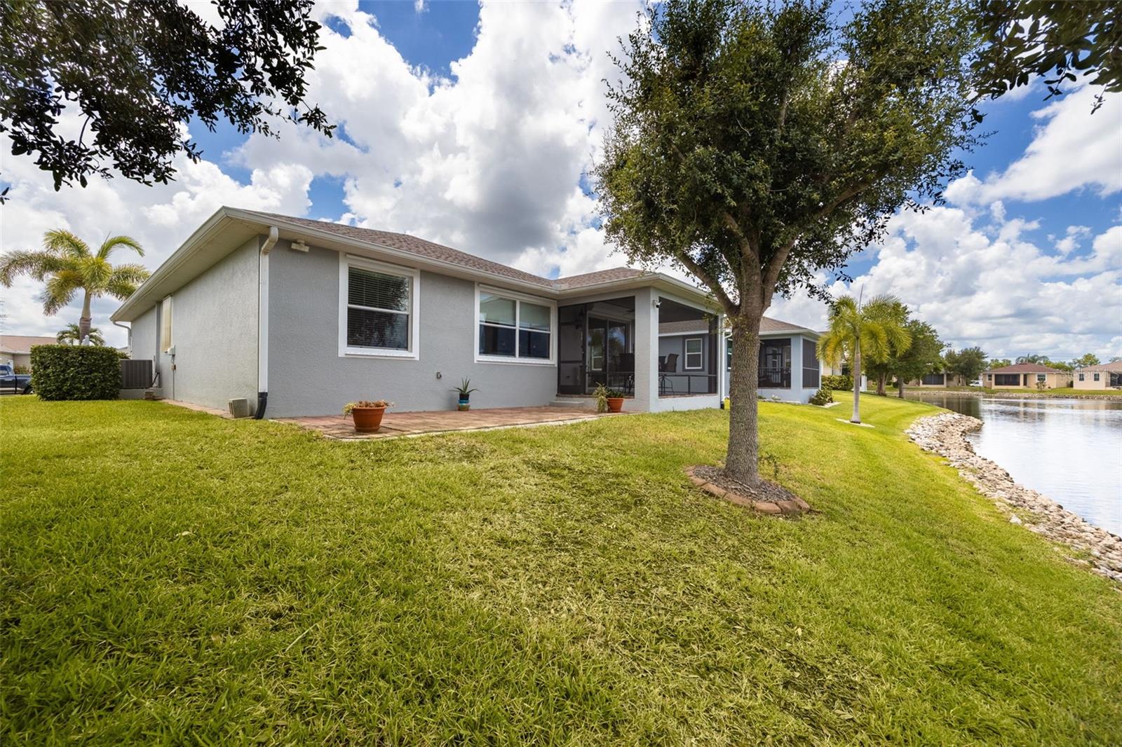RIO VILLA LAKES - Residential