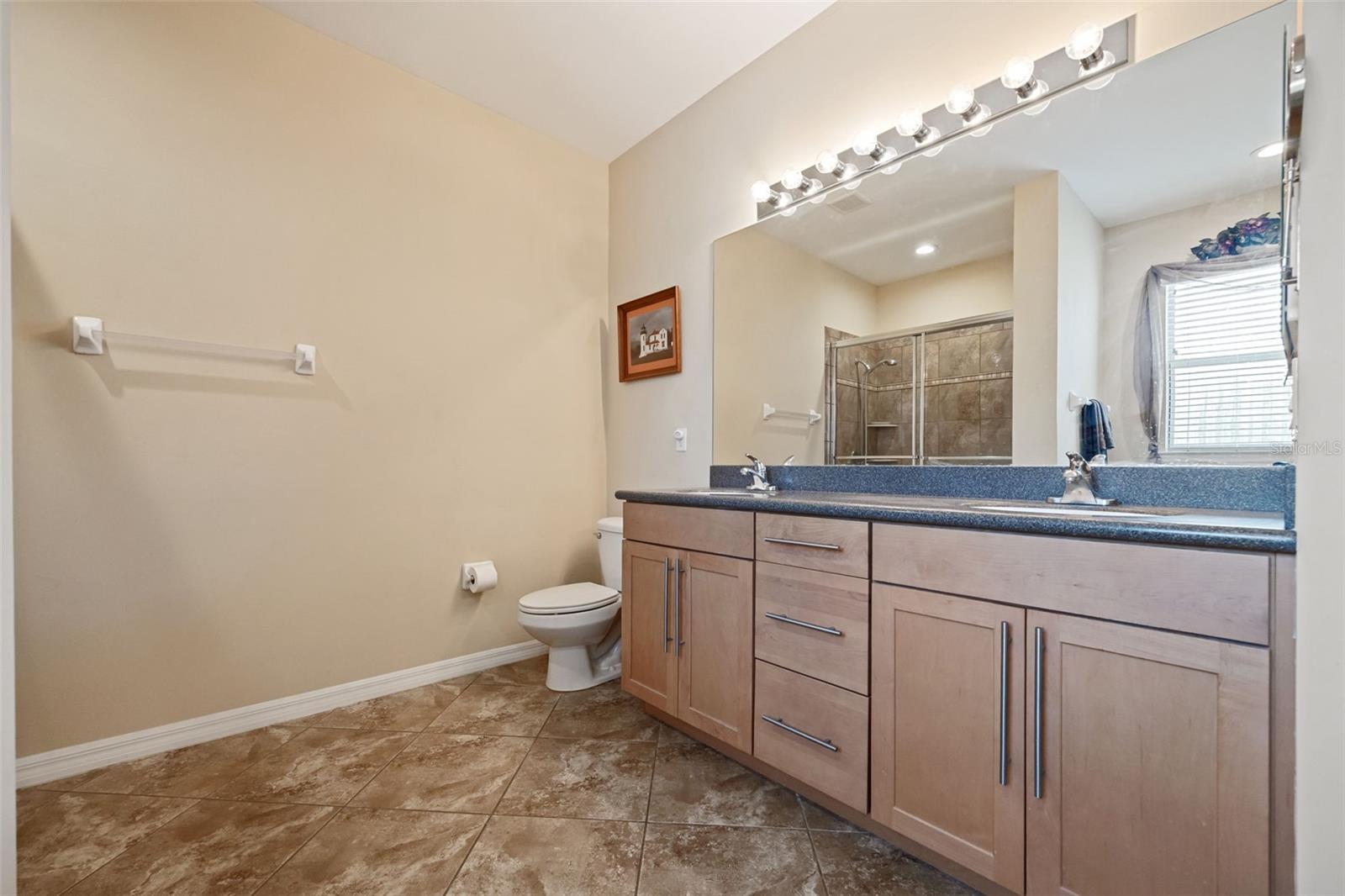 RIO VILLA LAKES - Residential