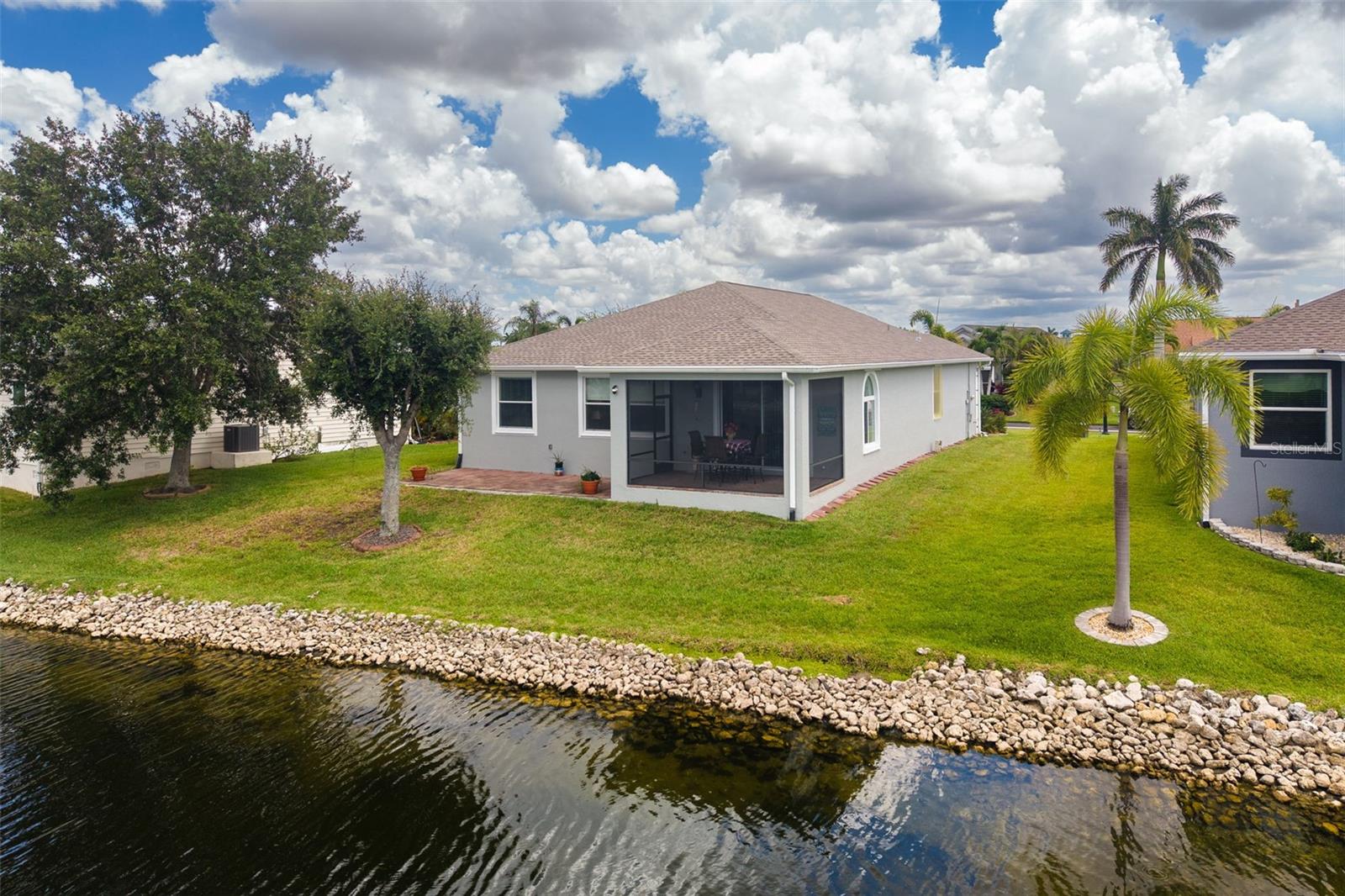 RIO VILLA LAKES - Residential