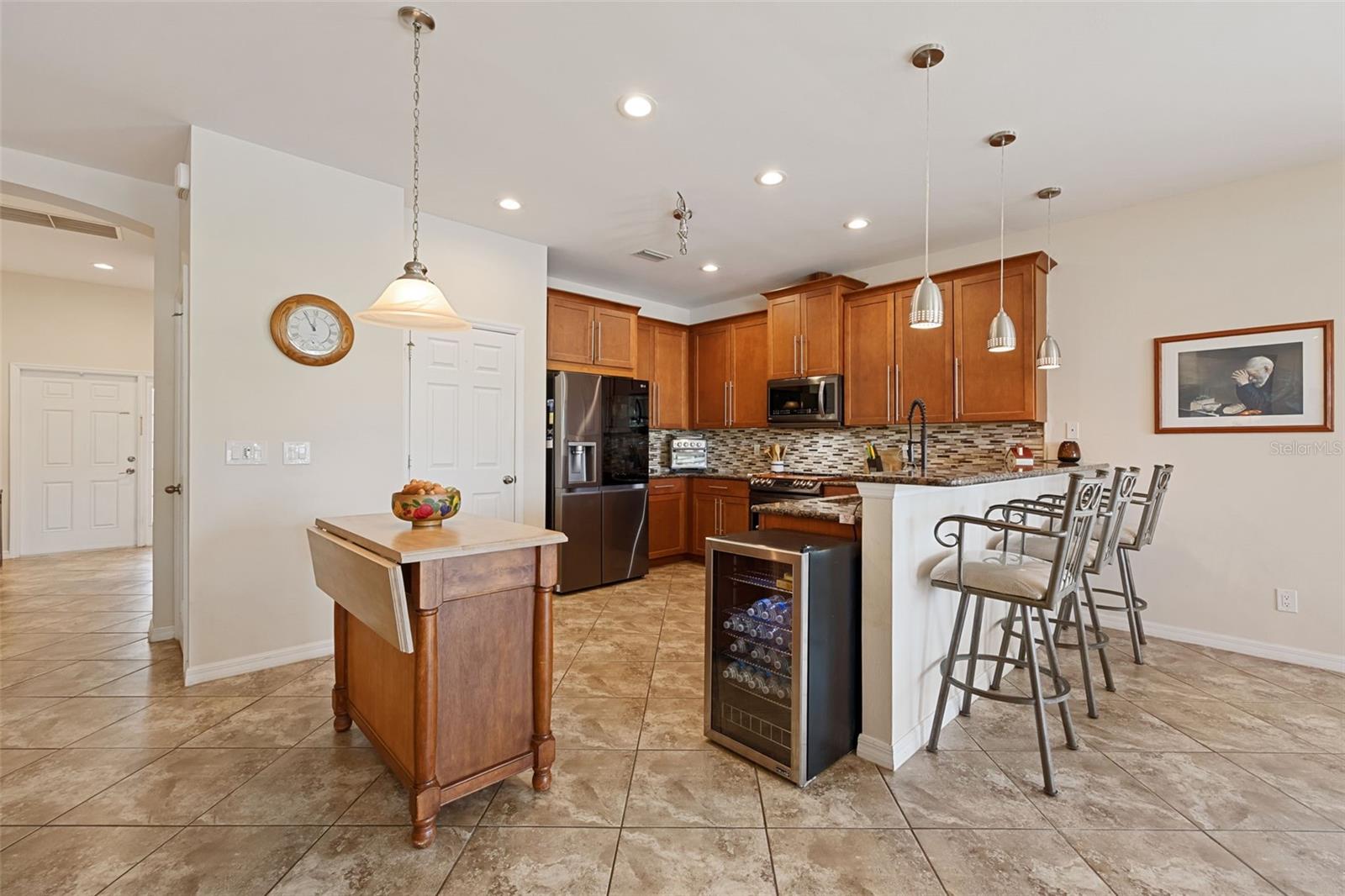 RIO VILLA LAKES - Residential