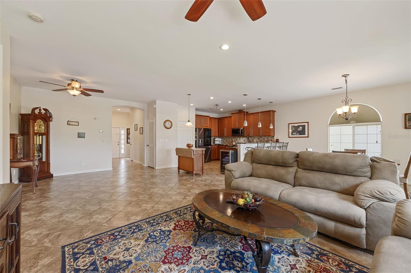 RIO VILLA LAKES - Residential