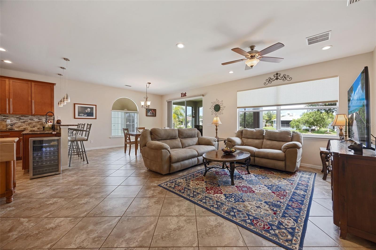 RIO VILLA LAKES - Residential