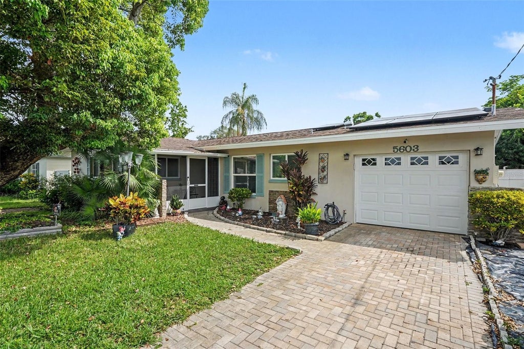 Photo of 5603 Lown Street N, St Petersburg, FL 33714 (MLS # TB8528336)