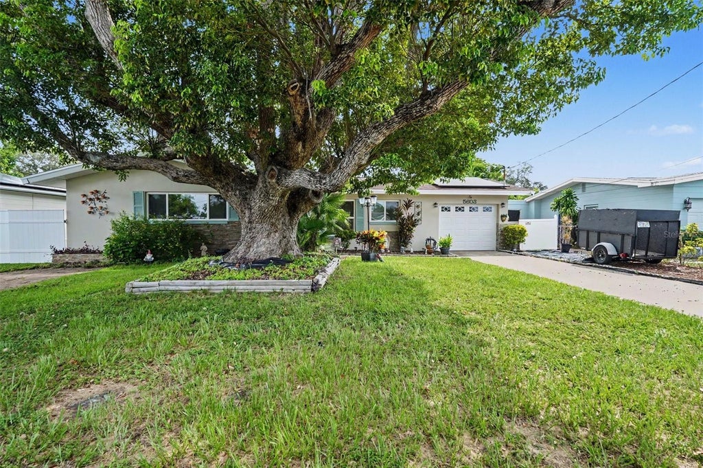 Photo of 5603 Lown Street N, St Petersburg, FL 33714 (MLS # TB8528336)