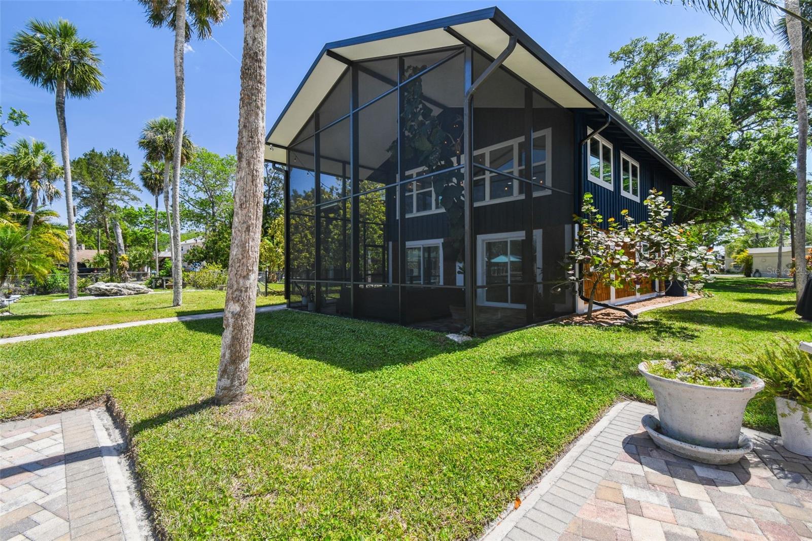 WEEKI WACHEE GARDENS ADD - Residential
