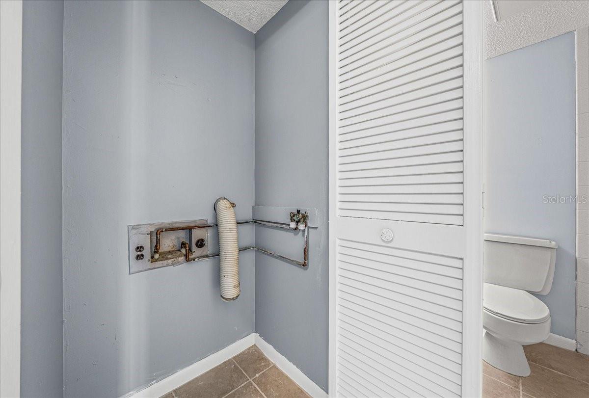 FAIRWAYS/SILVER SPGS SHRS CONDO - Residential