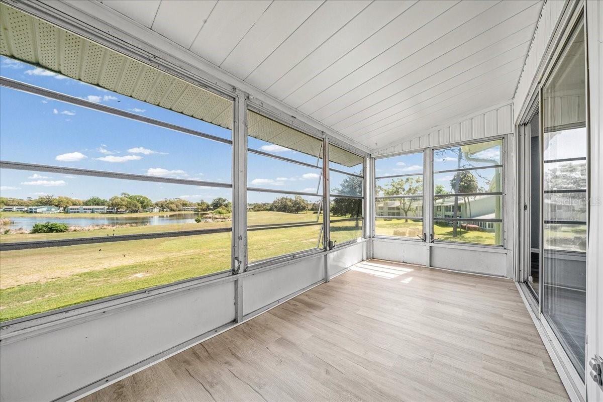 FAIRWAYS/SILVER SPGS SHRS CONDO - Residential