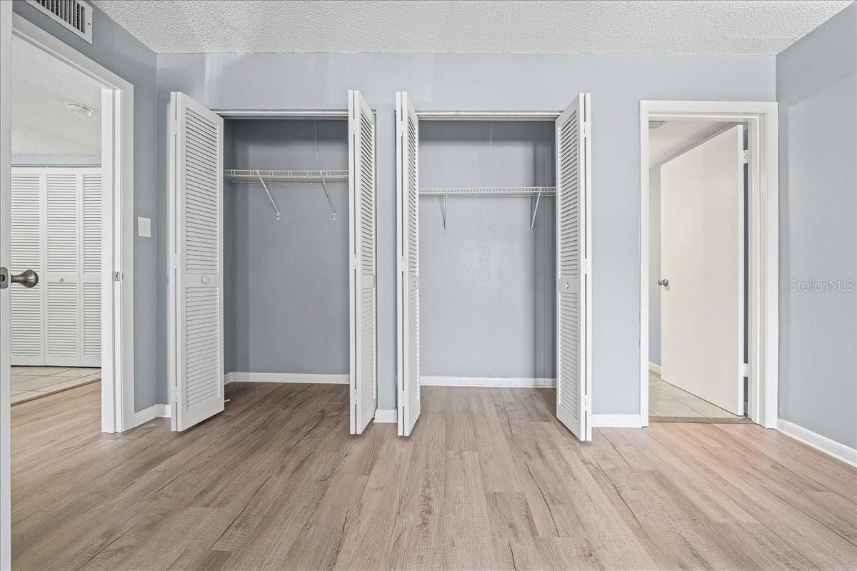 FAIRWAYS/SILVER SPGS SHRS CONDO - Residential