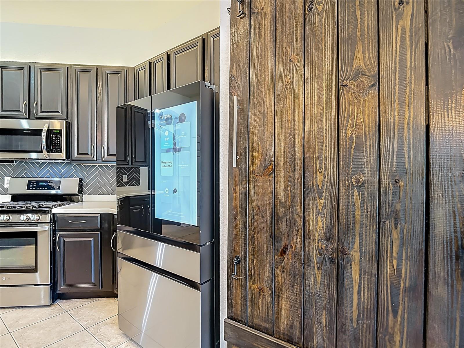 WEST HAMPTON - Residential