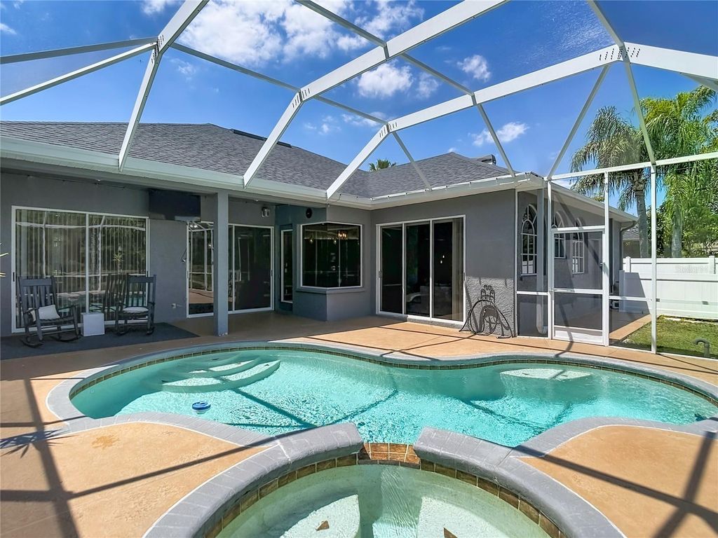 Photo of 12919 Framingham Court, Tampa, FL 33626 (MLS # TB8498694)