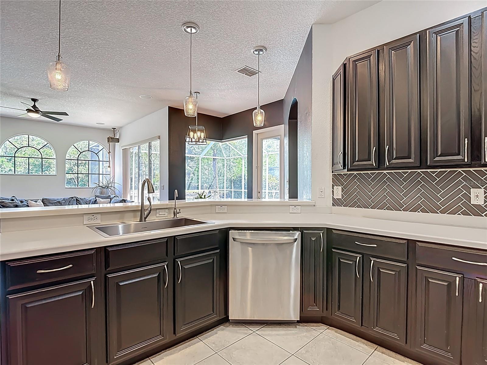 WEST HAMPTON - Residential