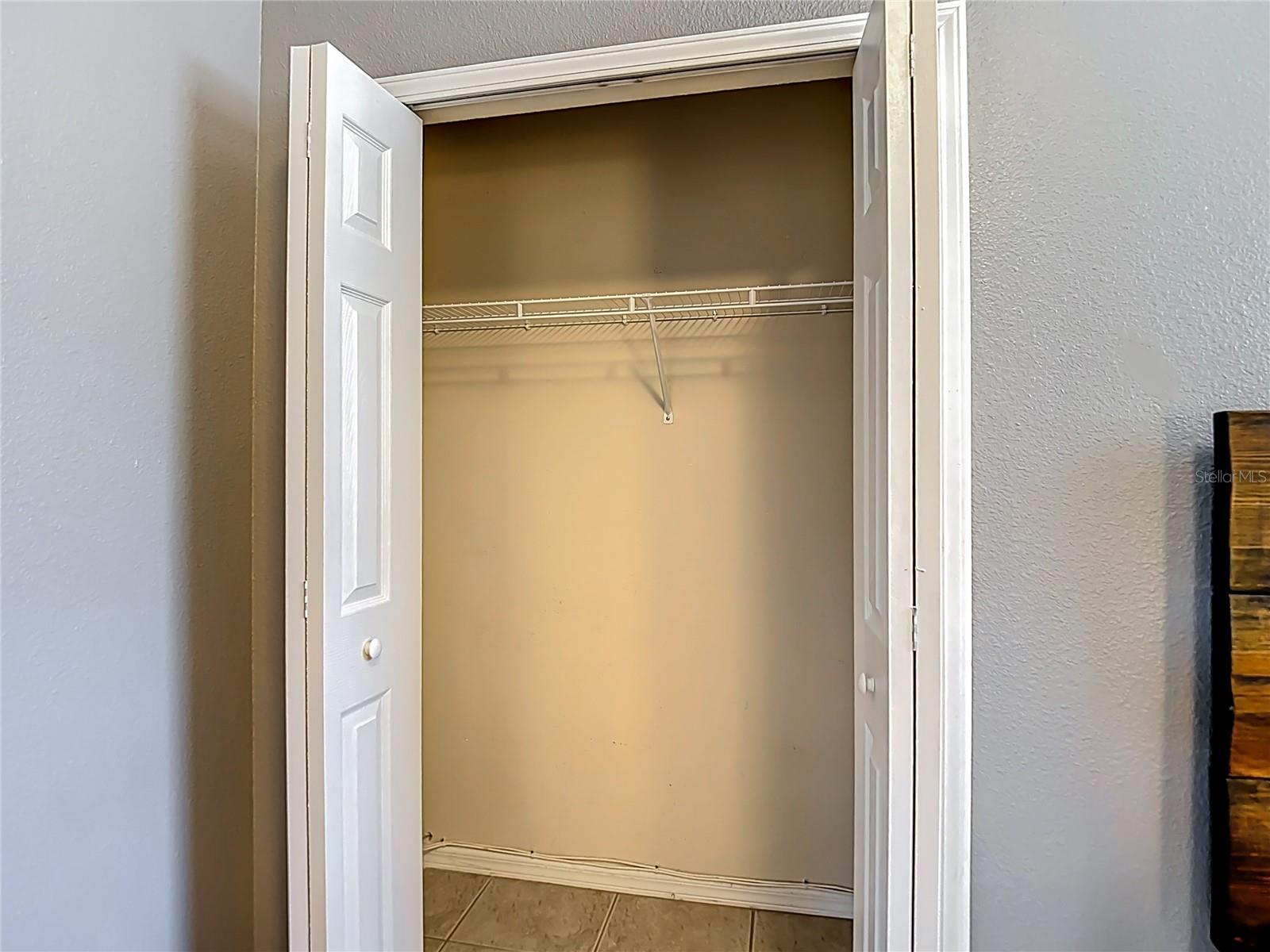 WEST HAMPTON - Residential