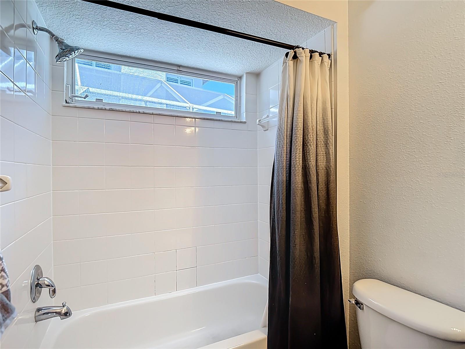 WEST HAMPTON - Residential