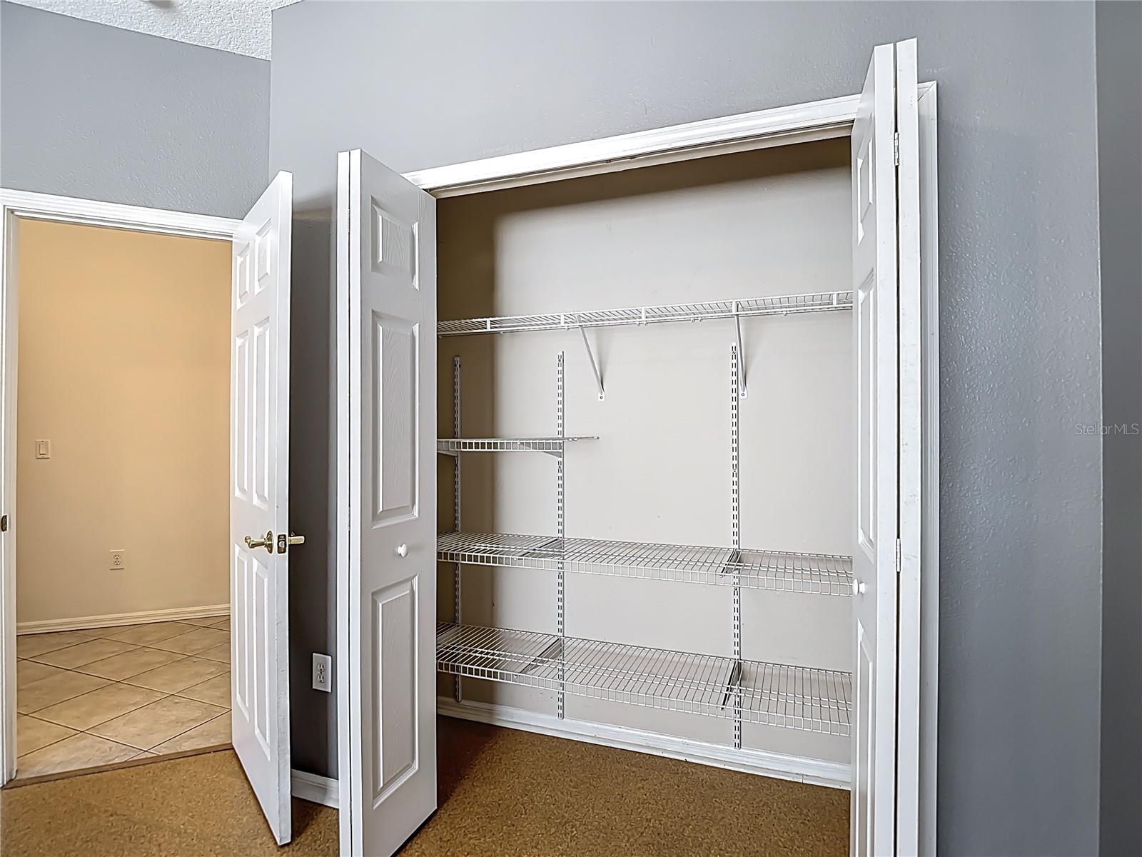 WEST HAMPTON - Residential